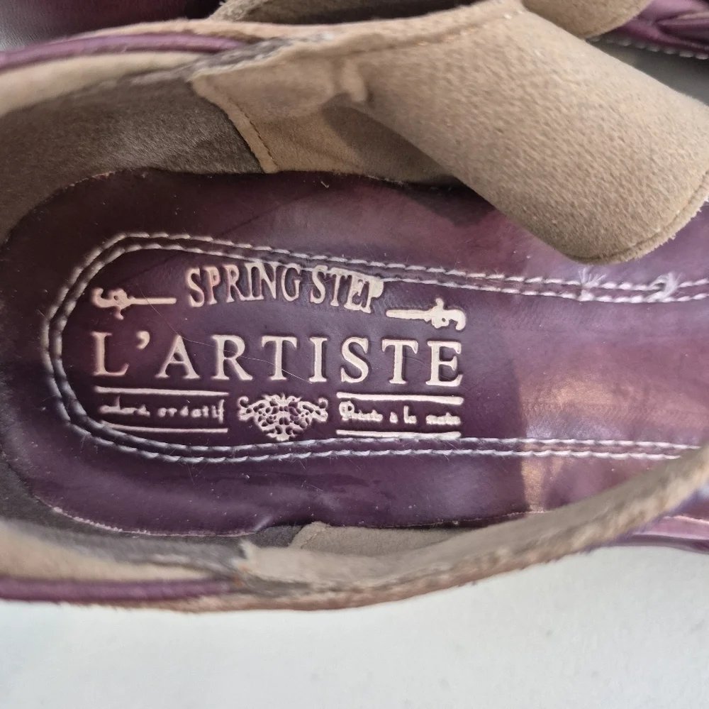 L'Artiste Spring Step GLOSS Wedge Heel Mary Janes - Size 7.5